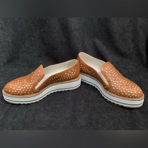 White Mountain platform loafers
